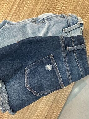 Time and Tru denim short 2 pairs size 6 bundle distressed dark wash + light wash